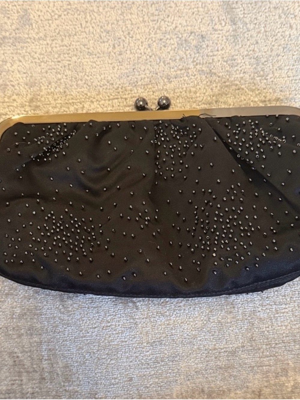 Express Black Beaded Satin Kiss Lock Clutch Evening Prom Wedding Bag